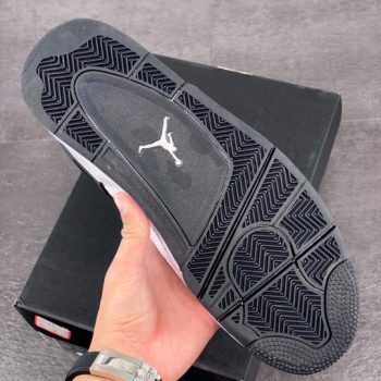 Air Jordan 4 