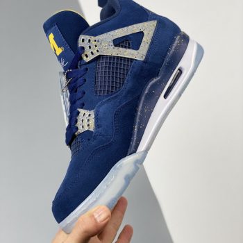 Air Jordan 4 