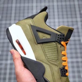 Air Jordan 4 Retro 