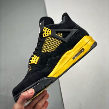 Air Jordan 4 