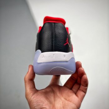 Air Jordan 11 CMFT Low 