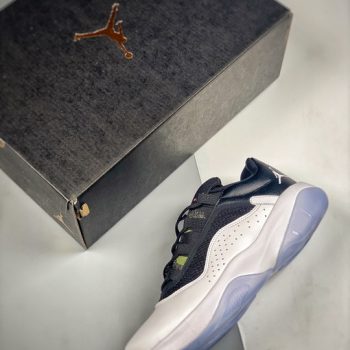 Air Jordan 11 CMFT Low White,Black-Ghost Green-Metallic Silver