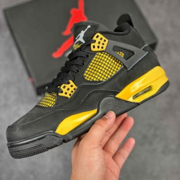 Air Jordan 4 