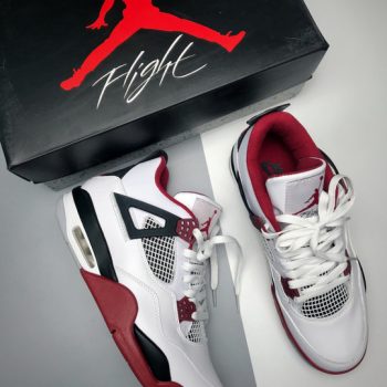 Air Jordan 4 Retro 