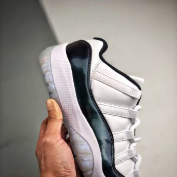 Air Jordan 11 Low 