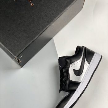 Air Jordan 1 Low " Silver Toe" Black,Metallic Silver-White