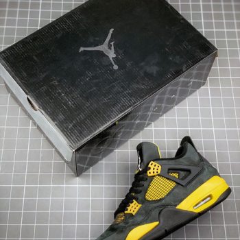 Air Jordan 4 " Thunder" Black,Vibrant Yellow-White