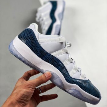 Air Jordan 11 Low 