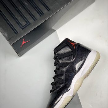 Air Jordan 11 Retro 