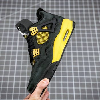 Air Jordan 4 