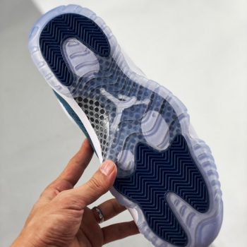 Air Jordan 11 Low 