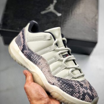 Air Jordan 11 Low SE "Snakeskin" Light Bone,University Red-Sail-Black