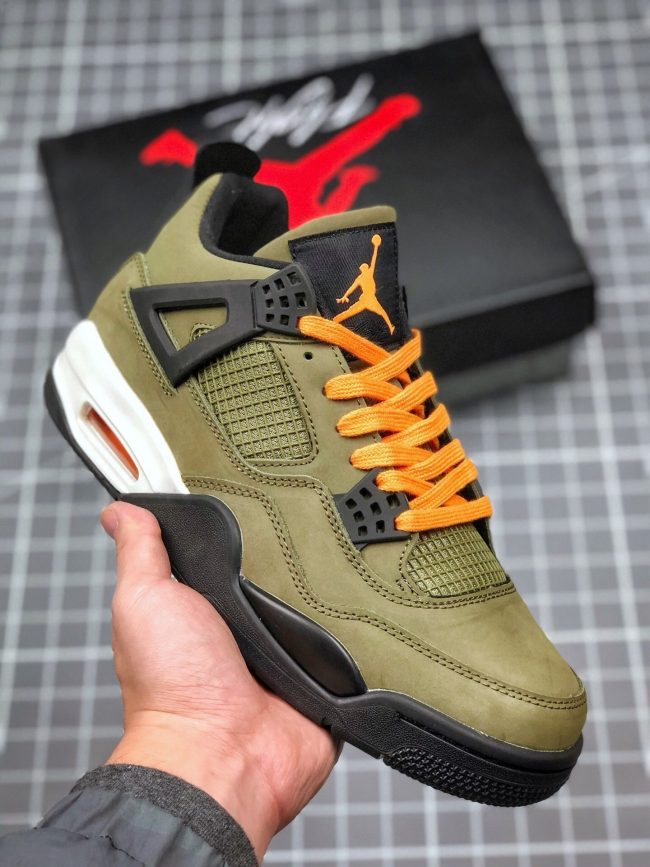 Air Jordan 4 Retro "Undefeated" Olive-Oiled Suede-Flight Satin