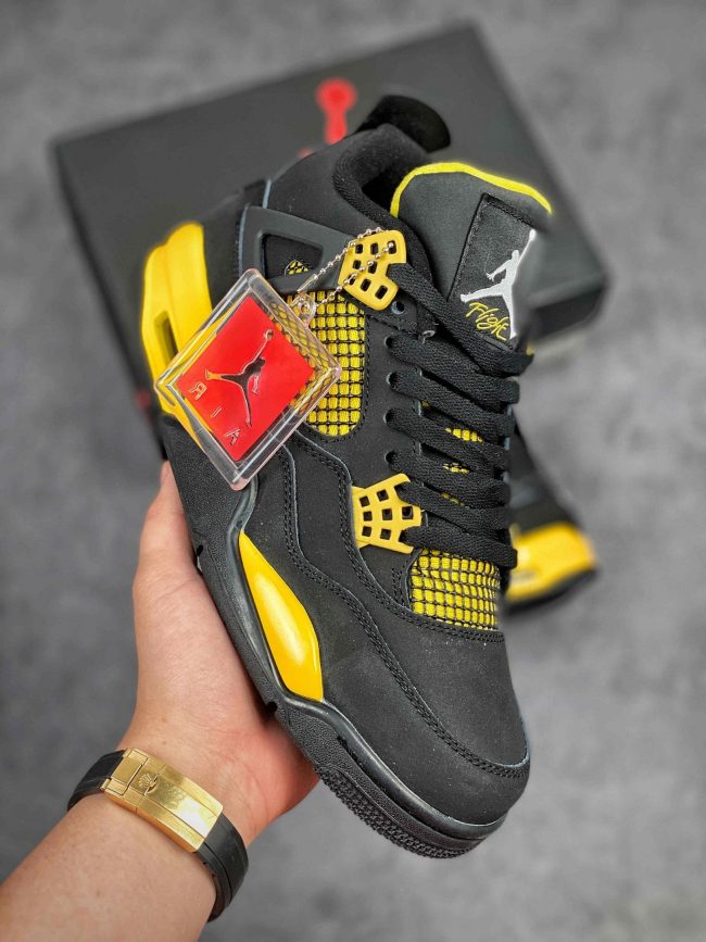 Air Jordan 4 " Thunder" Black,White-Tour Yellow