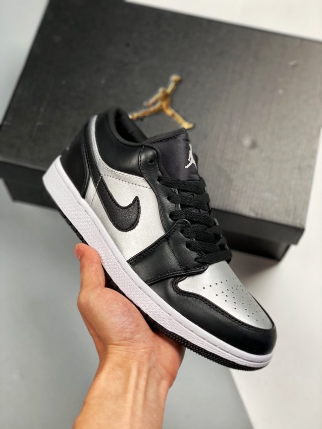 Air Jordan 1 Low " Silver Toe" Black,Metallic Silver-White