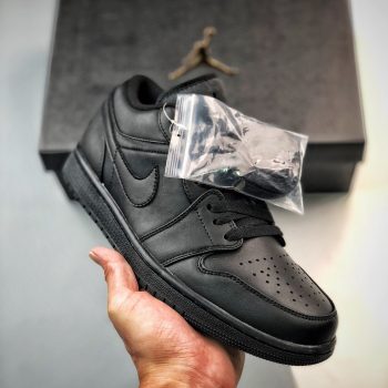 Air Jordan 1 Low " Triple Black" 553558-093