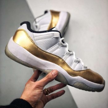 Air Jordan 11 Retro Low "Closing Ceremony" 528895-103