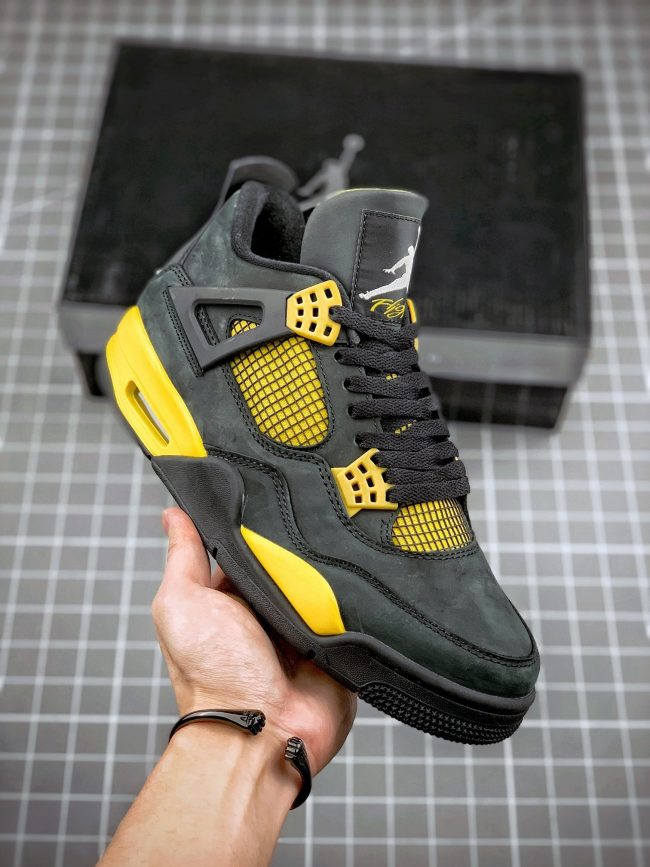 Air Jordan 4 " Thunder" Black,Vibrant Yellow-White