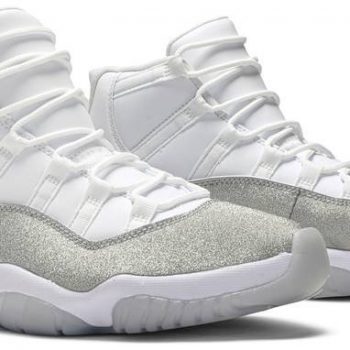 Air Jordan 11 Retro 'Vast Grey' AR0715-100