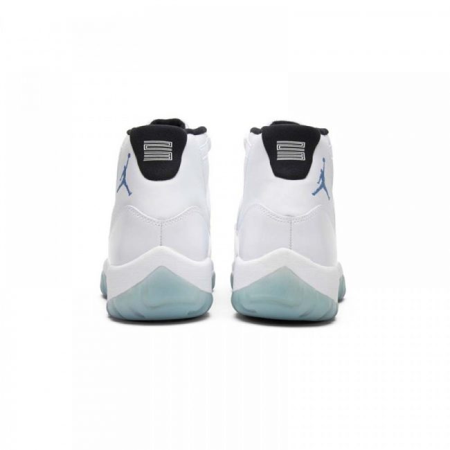 Air Jordan 11 RETRO "LEGEND BLUE"