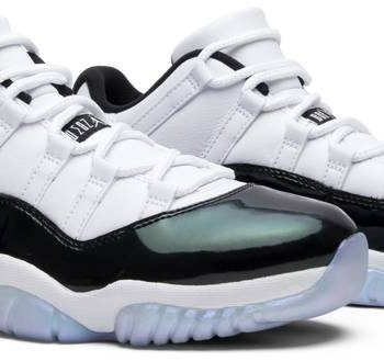 Air Jordan 11 Retro Low 'Emerald' 528895-145