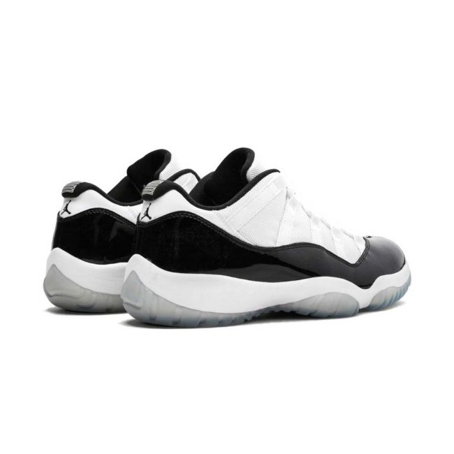 Air Jordan 11 Retro Low "Concord"