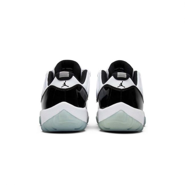 Air Jordan 11 Retro Low "Concord"