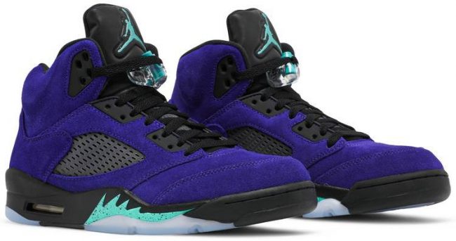 Air Jordan 5 Retro 'Alternate Grape' 136027-500