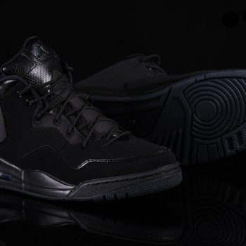 Jordan Courtside 23 'Triple Black' AR1000-001