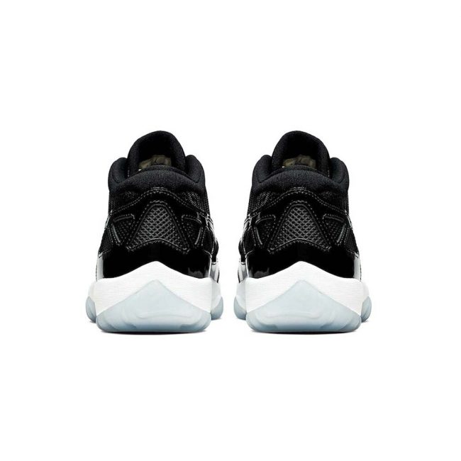 Air Jordan 11 Retro Low IE "Space Jam"