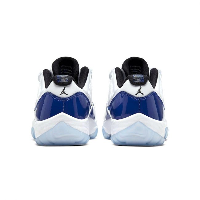 Jordan Air Jordan 11 Low WMNS "Concord Sketch"