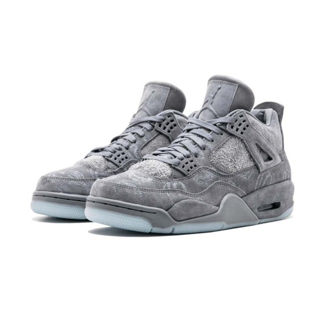 Air Jordan 4 Retro "KAWS x"