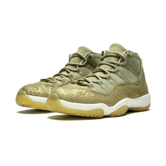 Air Jordan 11 Retro "Neutral Olive"