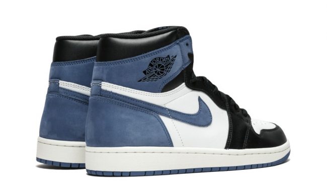 Nike Air Jordan 1 Retro Blue Moon