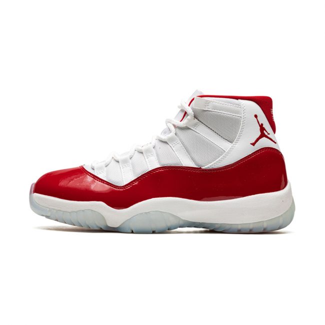 Air Jordan 11 "Cherry 2022"