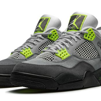 Nike Air Jordan 4 Retro Neon