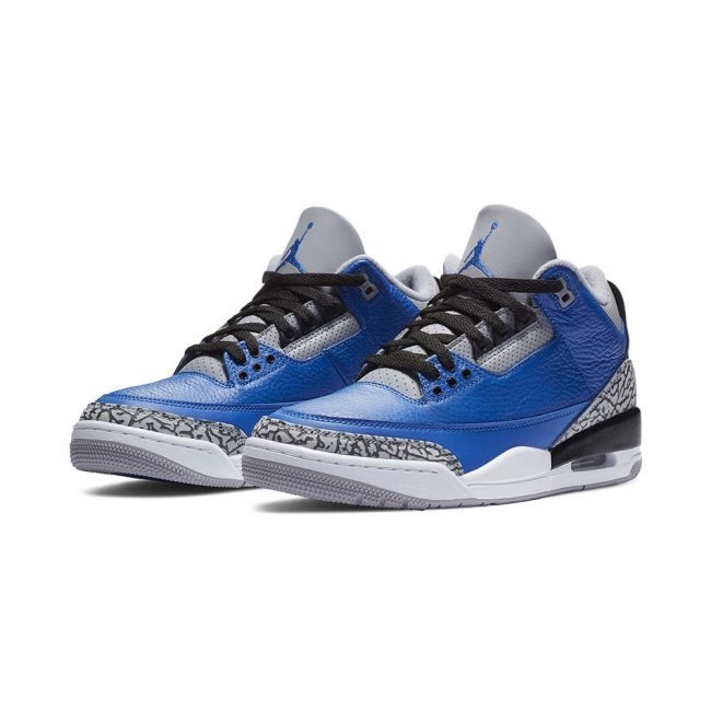 Air Jordan 3 Retro "Varsity Royal"