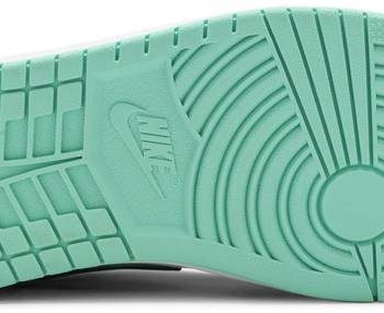 Air Jordan 1 Retro Low 'Emerald' 553558-117