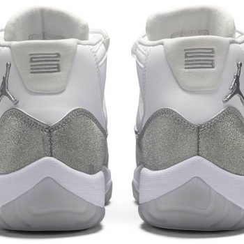 Air Jordan 11 Retro 'Vast Grey' AR0715-100