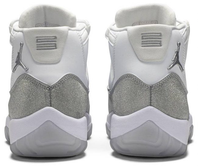 Air Jordan 11 Retro 'Vast Grey' AR0715-100