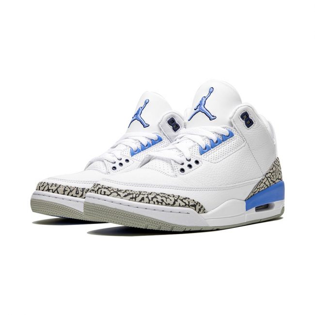 Air Jordan 3 Retro "UNC"